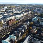 En visualisering från 2023 visar hur stationsområdet väntas se ut när Karlstads resecentrum står klart. Foto: Sweco