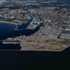 Hamnen i Halmstad kommer att trafikeras på veckobasis av fartygen Arnarfell och Helgafell inom ramen för Samskips blå veckorotation mellan Sverige, Island och övriga Europa.
FOTO: Pressbild/Hallands hamnar