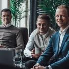 Svensk Fordonsladdnings grundare Robert Gärdeäng, Kenneth och Lennart Nilsson kommer att kvarstå som delägare och fortsätta i sina operativa roller och leda bolaget framåt. Foto: Svensk Fordonsladdning