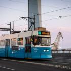 Nya spårvagnslinje 12 börjar att köra till Lindholmen. (Bilden är ett montage). Foto: Eddie Löthman