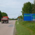 Riksväg 55, vy mot korsningen med motorvägen E18 Foto: Holger.Ellgaard/Wikimedia Commons https://commons.wikimedia.org/wiki/Category:Swedish_national_road_55?uselang=fr#/media/File:Trafikplats_Rv_55_E_18.jpg