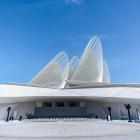 Museet är en central del av Saadiyat Cultural District och har utvecklats av Department of Culture and Tourism Abu Dhabi för att hedra arvet efter landets grundare, Sheikh Zayed bin Sultan Al Nahyan. Foto: Mammoet