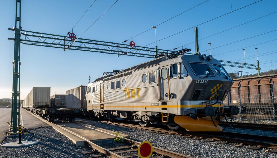 Tillväxten i Göteborgs hamn väntas öka volymen av godståg och därmed behovet av större kapacitet på den hårt ansträngda järnvägen mellan Alingsås och Göteborg. FOTO: GÖTEBORGS HAMN