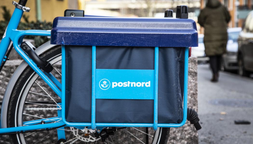 Helena Landstedt/TT: Postnord visar siffrorna. Arkivbild.