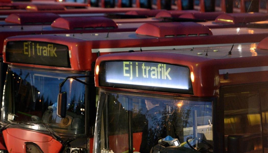 Johan Nilsson / TT: Om bussbranschen inte lyckas rekrytera bussförare kan det innebära att turtätheten minskar eller turer ställs in. Arkivbild.