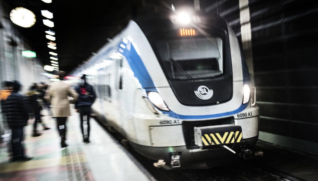 Tomas Oneborg/SvD/TT: Striden om ensamarbete på Stockholms pendeltåg rasar vidare. Arkivbild.