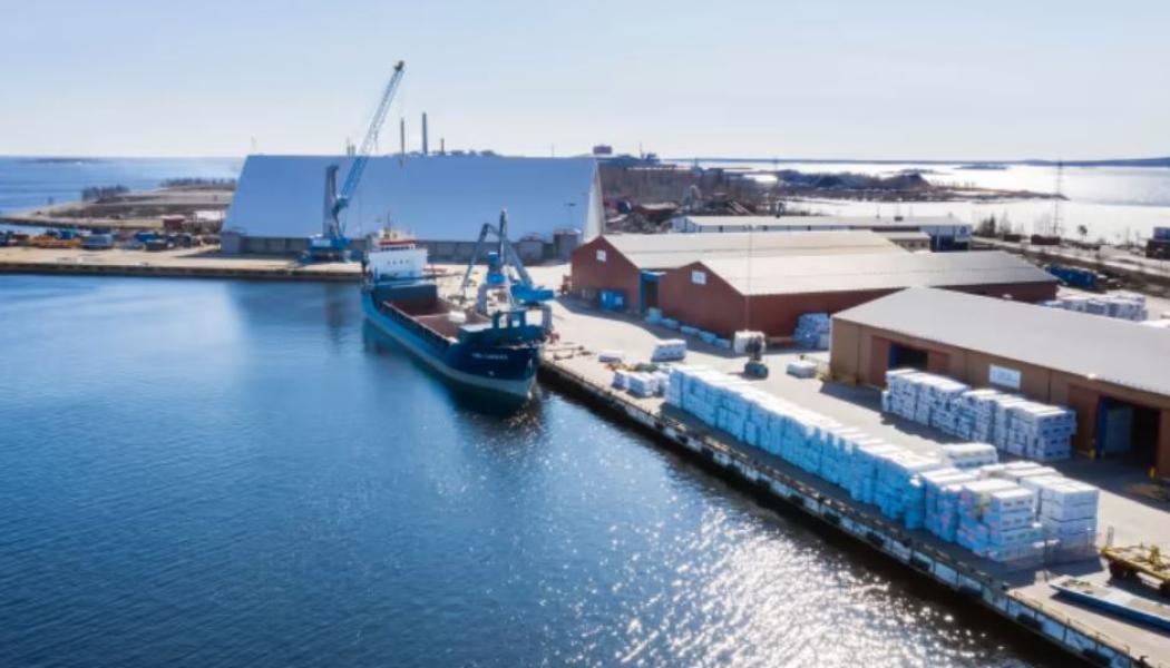 Port of Skellefteå föreslås ett EU-stöd på närmare 97 miljoner kronor för att utveckla omlastning mellan järnväg och sjöfart genom projektet Framtidsäkrad intermodalitet vid Port of Skellefteå. Foto Patrick Degerman.