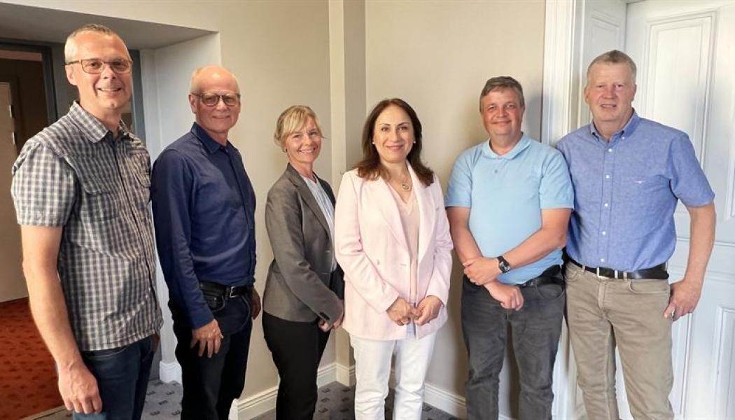 I bild syns Per Persson (WIKON), Johan Sivengård (Norconsult), Lisa Söderbaum (Norconsult), Farah Al-Aieshy (Norconsult), Lars Sassner (WIKON) och Anders Thorin (WIKON). Foto: Norconsult