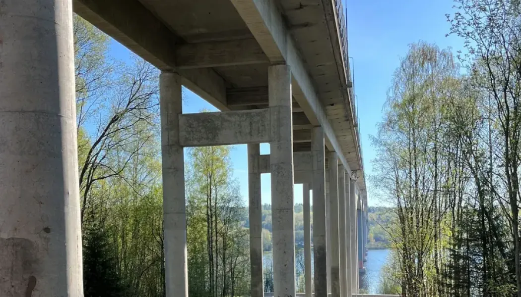 Den nuvarande bron har en kvarvarande livslängd på 20–30 år, men planeringen för en ny bro måste börja redan nu. Foto: Trafikverket