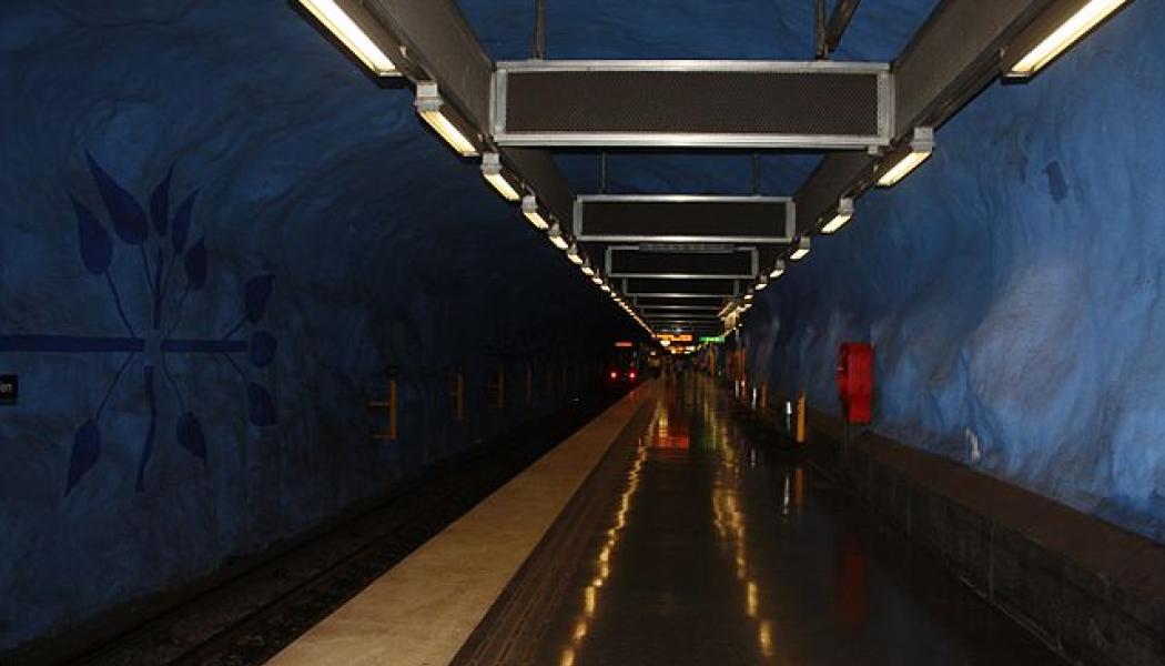 Blåa linjen vid T-centralen. Foto: AleWi/Wikimedia Commons