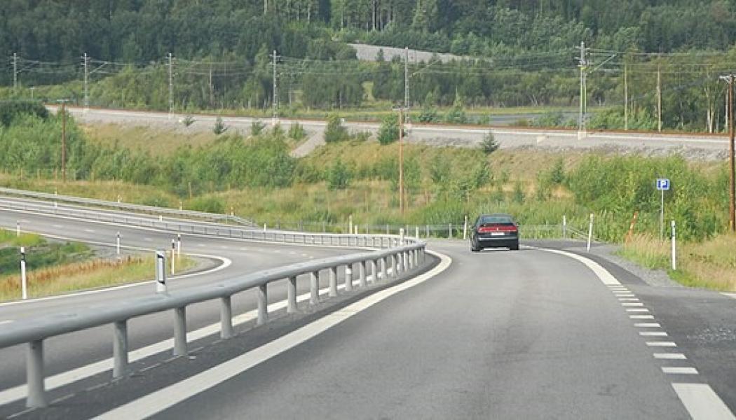 E4 vid Hjälta mellan Umeå och Örnsköldsvik. Foto: Alasdair McLellan/Wikimedia Commons