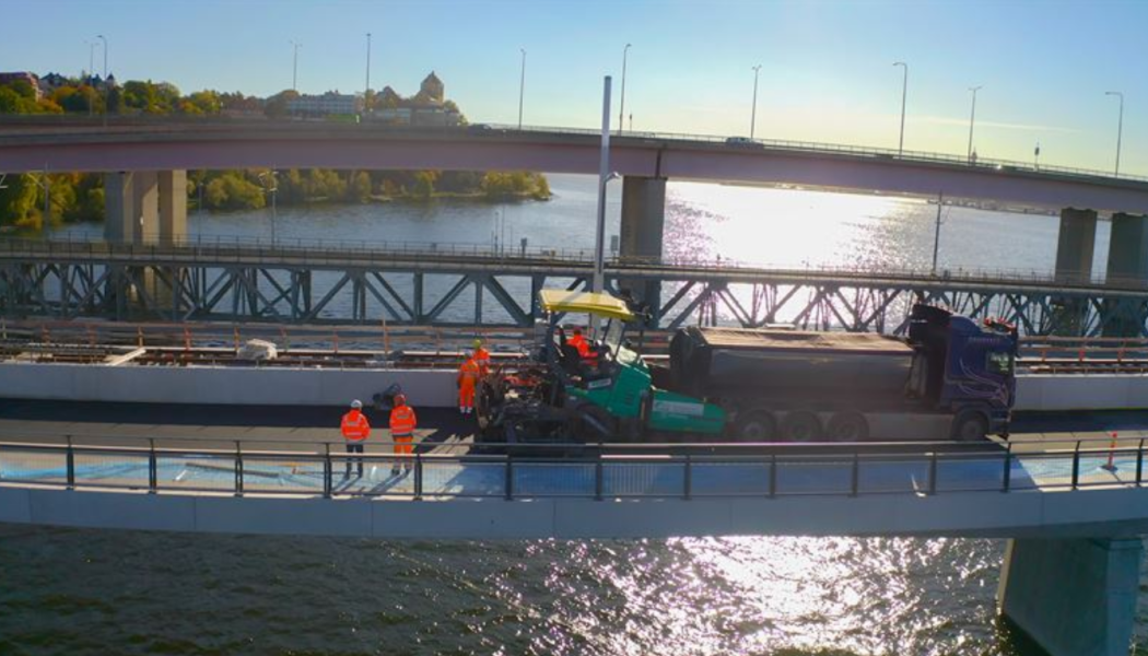 Lilla Lidingöbron är en ny bredare bro för bättre framkomlighet, Foto: Peab