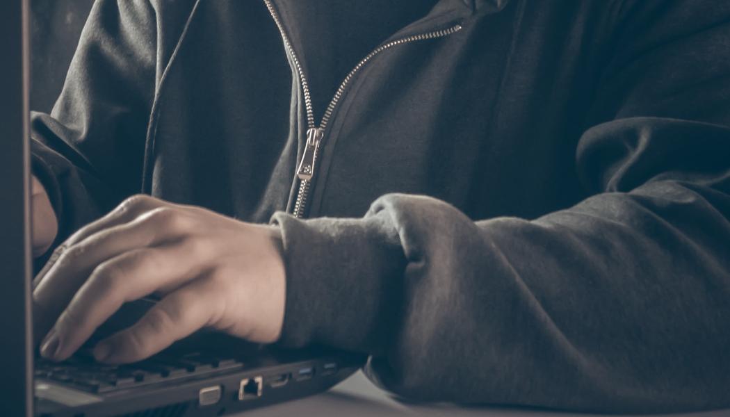 Verktyget PureHVNC instaleras på mottagens dator – ett verktyg som gör det möjligt att fjärrstyra infekterade enheter. Foto: bermix studio/unsplash