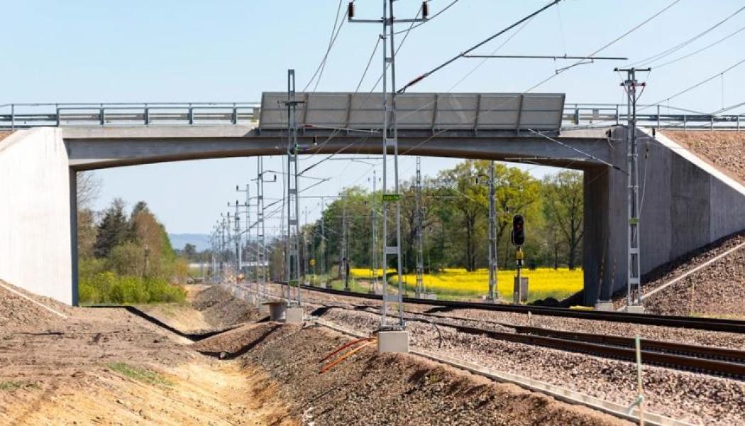 Målet med projektet är att få en ökad kapacitet på sträckan och färre störningar.  Foto: Trafikverket