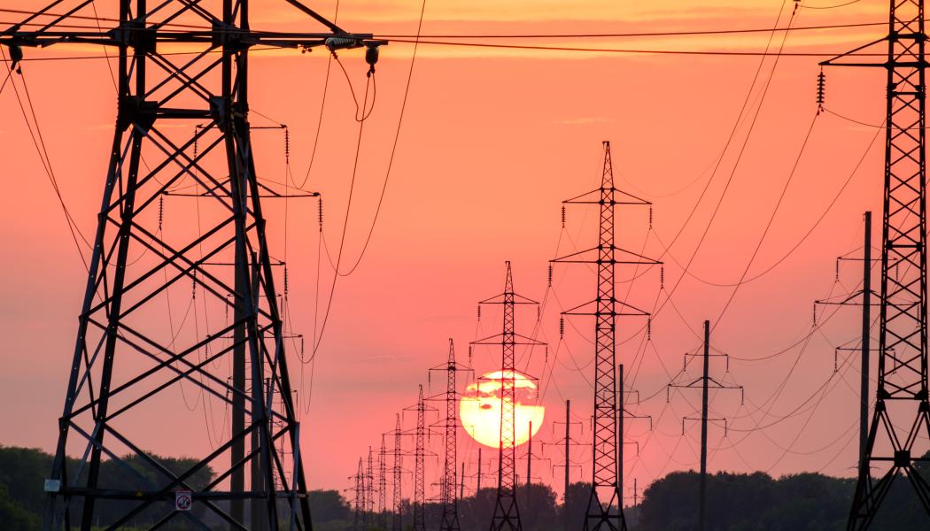 Data- och telekommunikationsavtalet löper från och med nu till september 2026 med option på 4 års förlängning. Foto: andrey metelev/unsplash