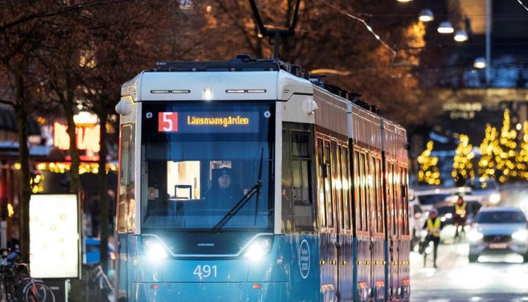 Alstom, global ledare inom smart och hållbar mobilitet, har levererat den 40:e M33-Flexity-spårvagnen, till Göteborgs Transit Authority, Göteborgs Spårvägar och Västtrafik, och slutförde den första beställningen av lätta järnvägsfordon som signerades 2016. Foto: Alstom