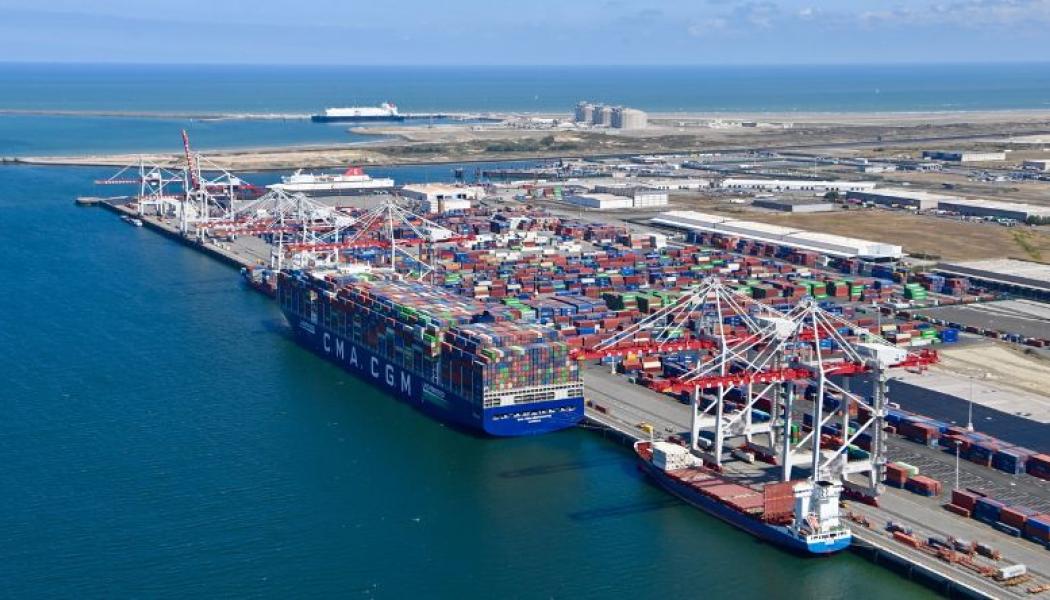Det nya terminalprojektet i Dunkerques hamn är ett viktigt steg mot att stärka Europas transportinfrastruktur och möta de krav som ställs av både miljö och global handel. Foto: Screenshot. https://portsetcorridors.com/corridors/