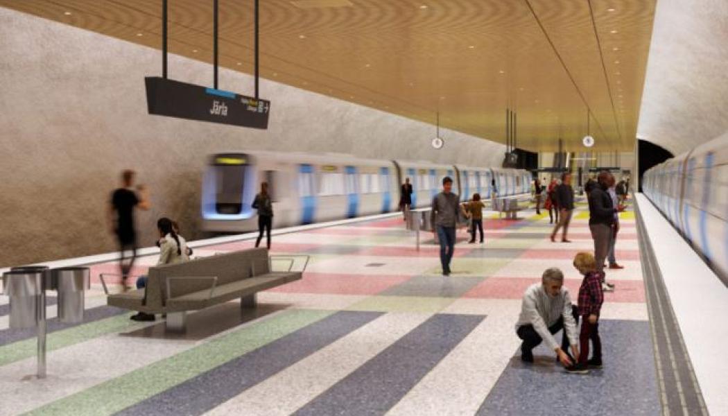 Vid plattformen kliver de framtida resenärerna på och av tunnelbanan. Här visas plattformen på station Järla. Bild: Region Stockholm