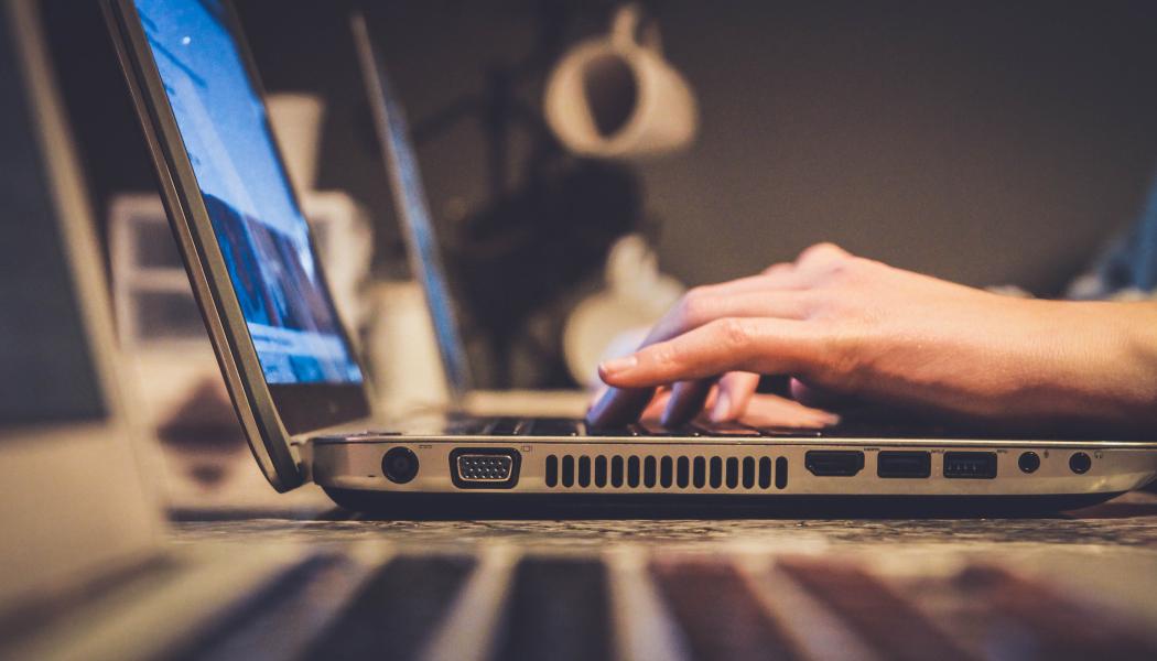 Deklarationen är ett återkommande tillfälle som hackare försöker att utnyttja varje år, Foto: john schnobrich unsplash 