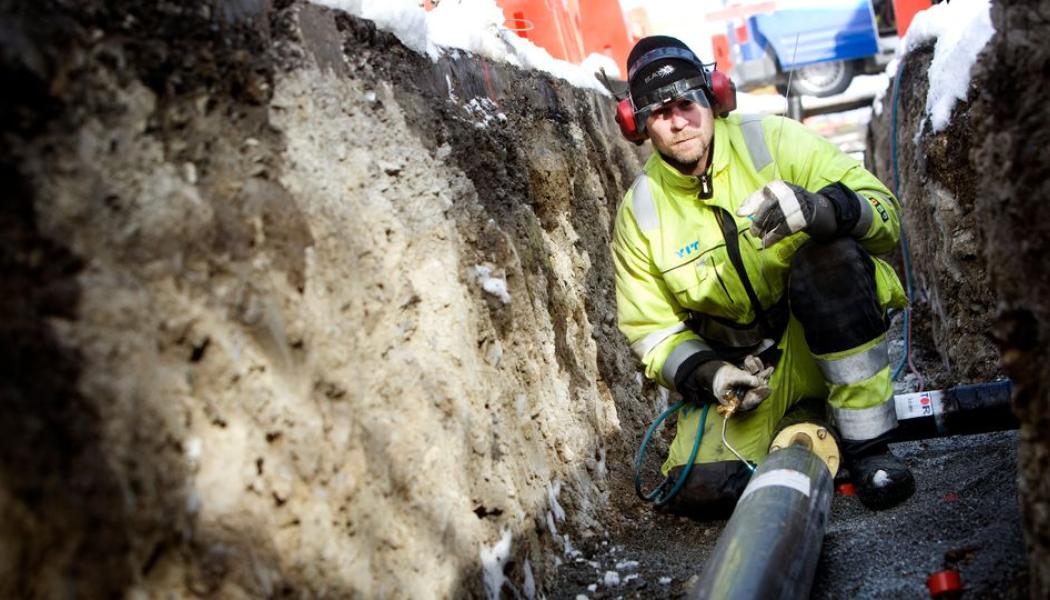 Kabeldragning av fjärrvärme. Foto: Jämtkraft
