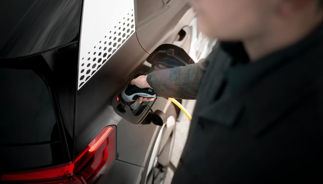Ny laddstation för lastbilar planeras i Almnäs Foto: maxim hopman/unsplash