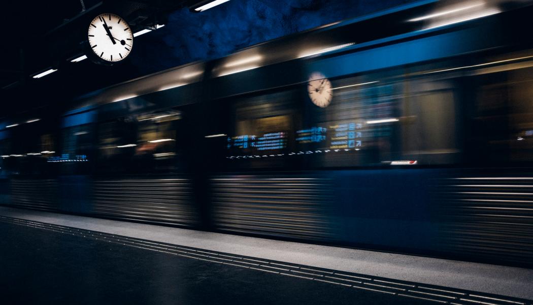 Region Stockholms trafikförvaltning har gått upp i stabsläge efter misstankar om grova mutbrott. Genrebild: hoch3media / unsplash