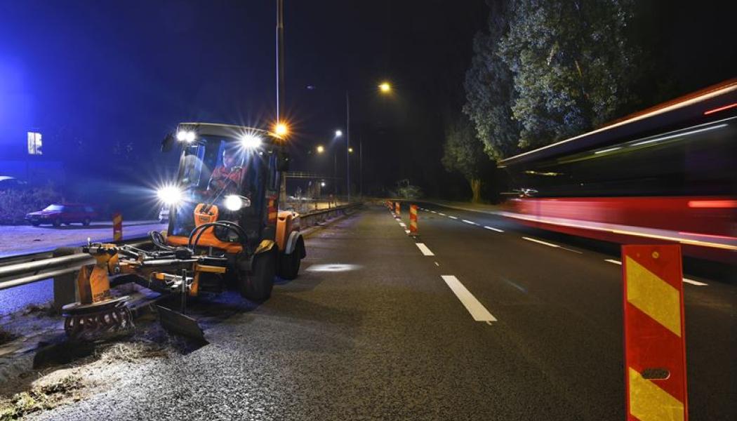 Totalt rör det sig om underhåll av 6 070 kilometer statlig väg. Foto: Peab