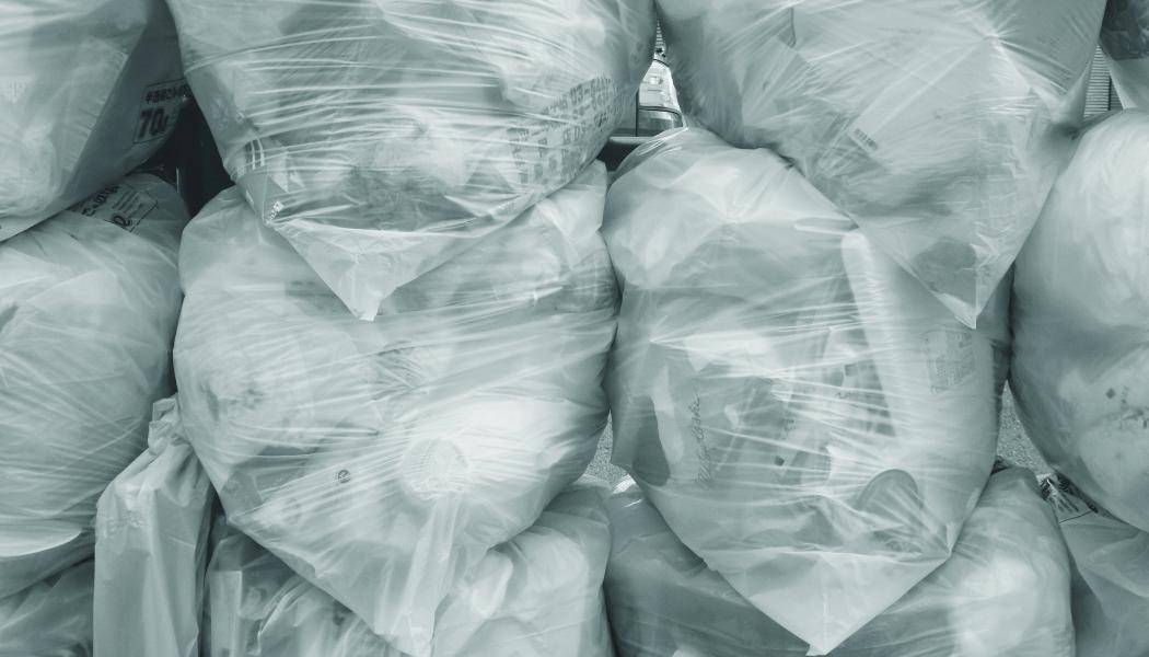 Det nya bolaget kommer att ha en omsättning på cirka 1,2 miljarder euro och sysselsätta omkring 3 500 personer. Totalt hanteras över 4,4 miljoner ton avfall årligen. Foto: Possessed Photography/Unsplash