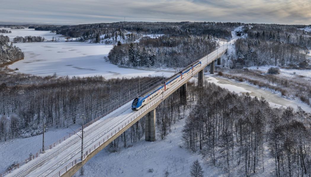 Mälartåg. Foto: Jann Lipka.