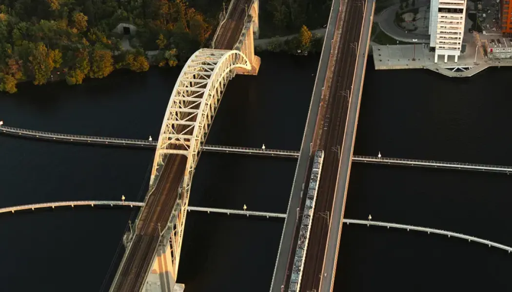 Årstabron mellan Södermalm och Årsta i Stockholm. Foto: Trafikverket