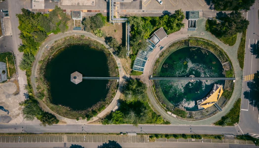 Genrebild av reningsverk. Foto: patrick federi/unsplash