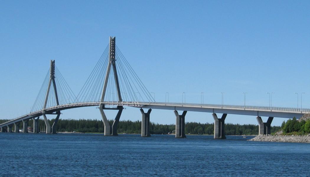 Replotbron i Korsholm, Finland skulle kunna utgöra en del av den planerade Kvarkenbron. Utsikt från Fjärdskärets skär. Foto: Wikipedia Common, kredit: BEF




