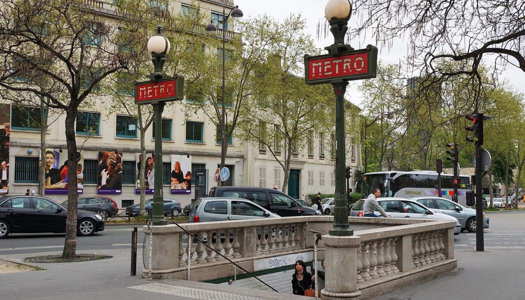 Saint-François-Xavier metrostation, vid linje 13 i Paris. Foto: Wikipåedia, Commons Lic. kredit: Chris Sampson 