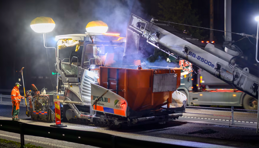 Peab Asfalt underhåller gatorna i Katrineholm, Flen och Vingåkers kommuner. Foto: Peab