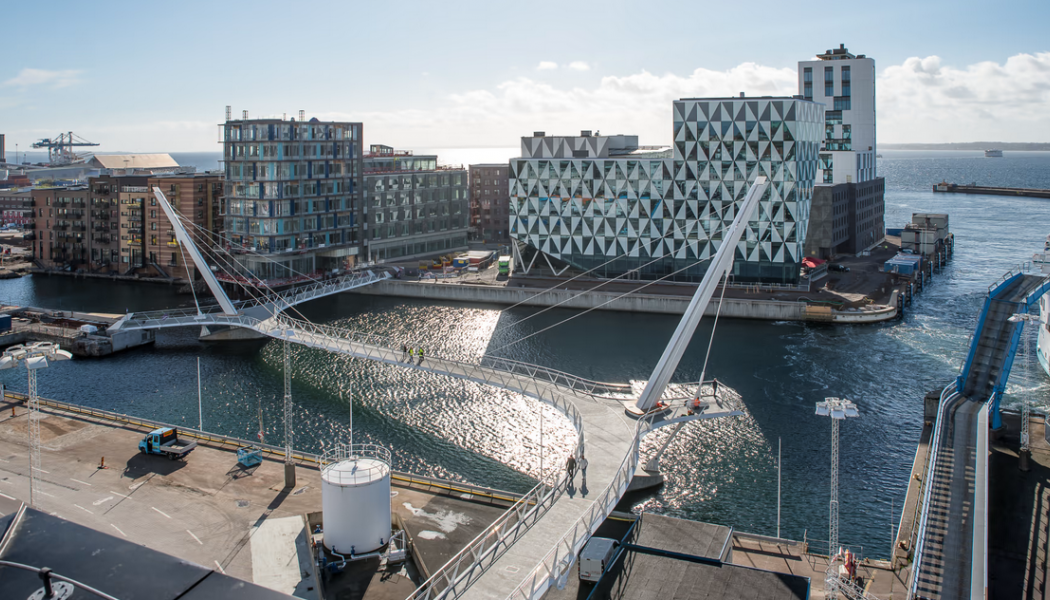 Varvsbron i Helsingborg tilldelas det internationella bropriset Eugene C. Figg Jr. Medal. Foto: Helsingborgs stad