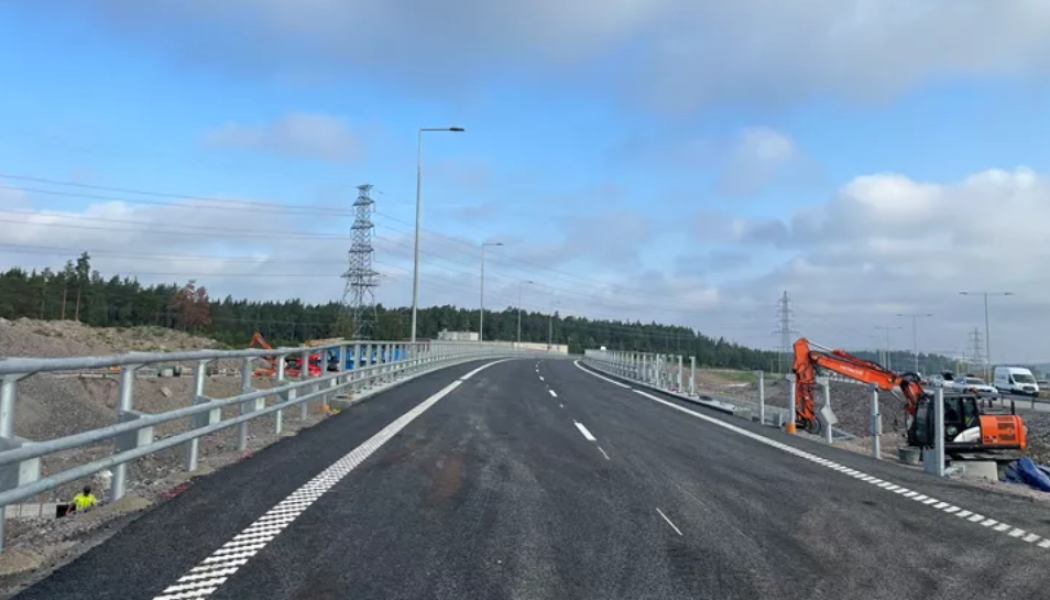 Den nya bron är drygt 200 meter lång och fem meter hög. Foto: Trafikverket