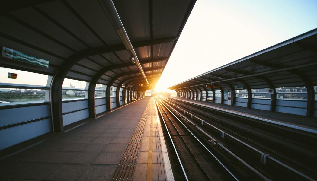 76 personer miste livet i spårtrafiken 2022 Foto: Charles Forerunner
/ Unsplash