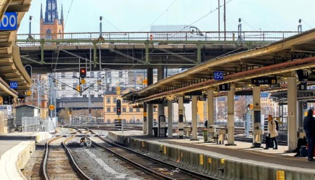 På uppdrag av regeringen genomför Trafikverket en utredning som ska ge information hur en ombyggnation av Stockholm Central och Tomteboda bangård bör se ut och hur den kan genomföras. Foto: Trafikverket