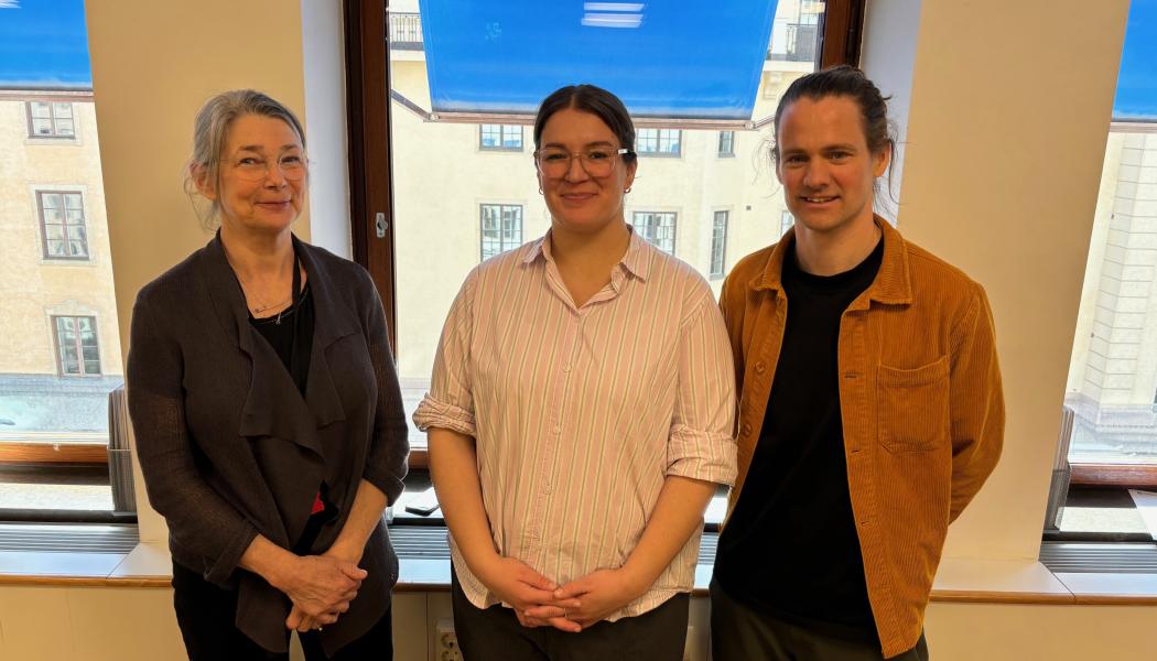 Från vänster: Kerstin Grönman, Yasmine Arriaga och Josef Nordlund. Foto: Structor.