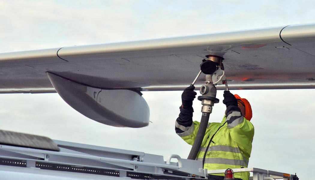 Swedavia främjar hållbara tjänsteresor genom årlig upphandling av hållbart bioflygbränsle. Foto: Victoria Ström