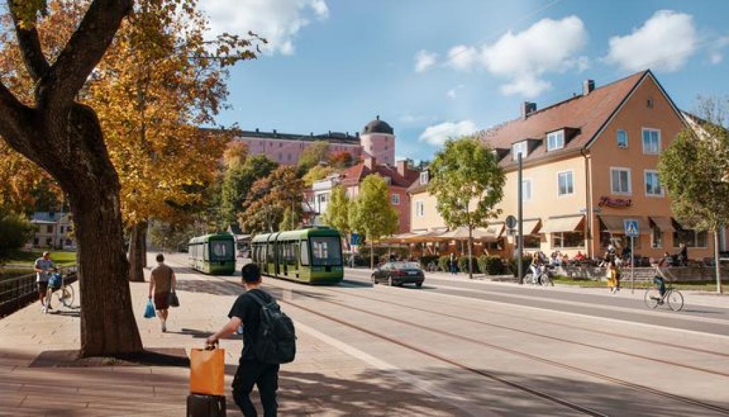 Uppsala ska få spårväg till 2029. Visionsbild, Fågelsången. Illustration: White arkitekter.