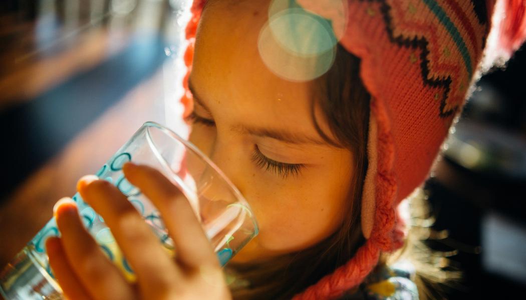 Aqua Nobel har tecknat avtal med Helsingborgs stad gällande  beredskapsvatten. Foto: johnny mcclung / Unsplash