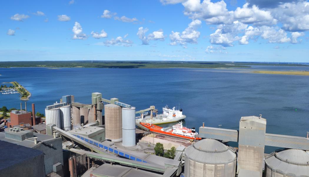 Stopp för kalkstensbrytningen i Slite resulterar i ett produktionsbortfall på 140 miljarder kronor. Foto: Cementa