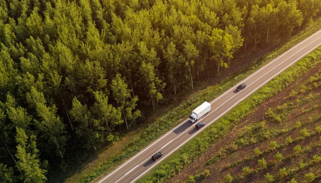 Tillväxtverket har beviljat stöd för digital plattform som visar upp var och när laddstationer och tankställen för fossilfria drivmedel. Foto: Region Dalarna