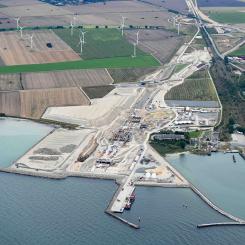 Fehmarn Bält-förbindelsens arbetsområde i Puttgarden på den tyska sidan. Fotografi från september 2025.
FOTO: Sund & Bælt Holding A/S