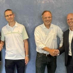 Per Christner, Uniwater (M&A Manager), Jörg Klingenberg, 4 pipes (Managing Director), Frank Hellman, 4 pipes (Managing Director), Carl Berglund, Uniwater (Business Area Director Uniwater Products). Foto: Uniwater