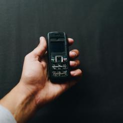 Mer än hälften av Telias egna 3G-nät är redan avvecklat, och kommer att stänga som planerat 2025. Foto: Telia