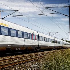 Hastighetsökningen gäller från Avedøre till Ringsted, med undantag för de yttersta delarna av sträckan och en del sträckning kring Køge Nord, där hastighetsgränsen förblir 180 km/h. Foto: Banedanmark