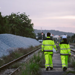 Konaktledningstekniker. Foto: Professionals Nord