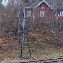 Bron stängdes av säkerhetsskäl och är nu riven. Foto: Trafikverket